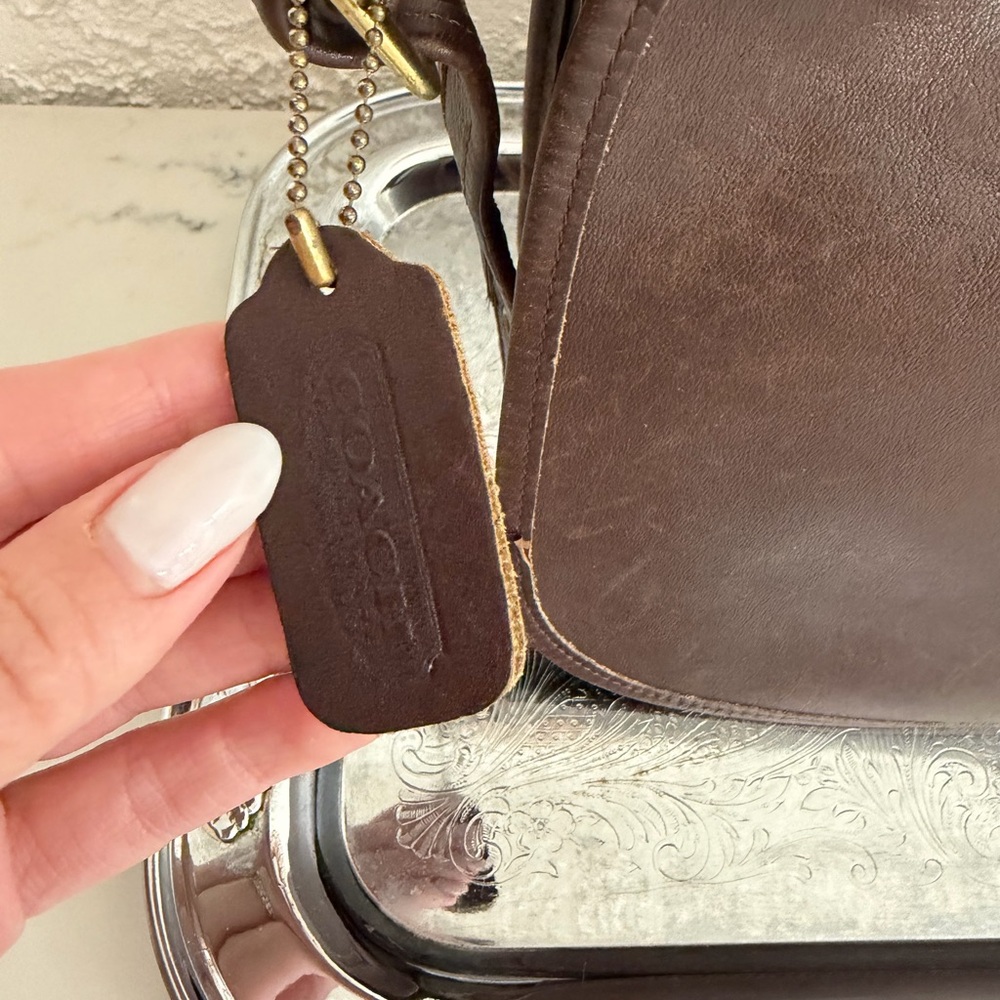 COACH VINTAGE 70'S # 9170 CLASSIC SHOULDER BAG POUCH, VG MOCHA BROWN FLAP - Picture 2 of 9
